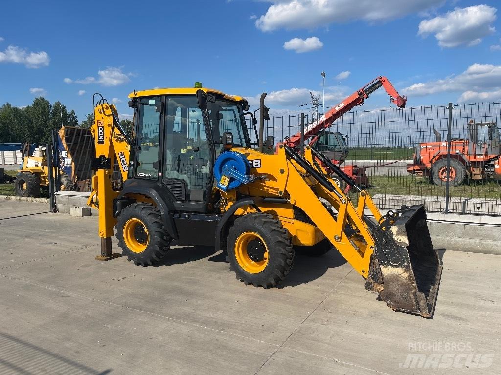 JCB 3 CX / compact 反铲装载机