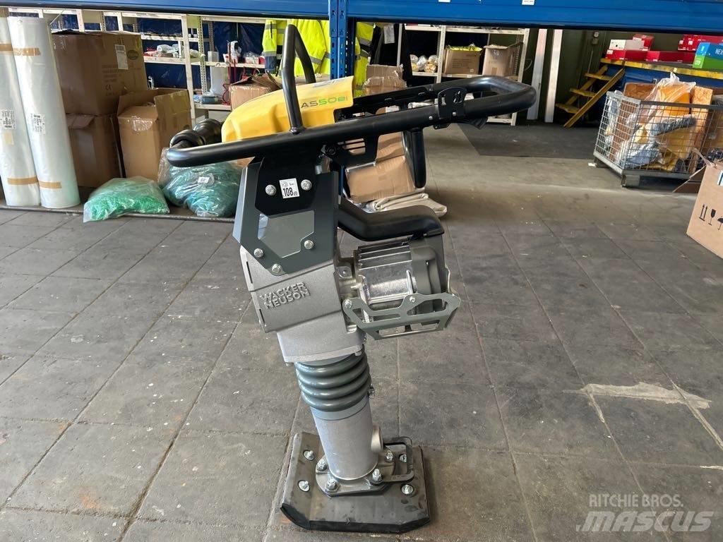 Wacker Neuson AS50e 匝道机
