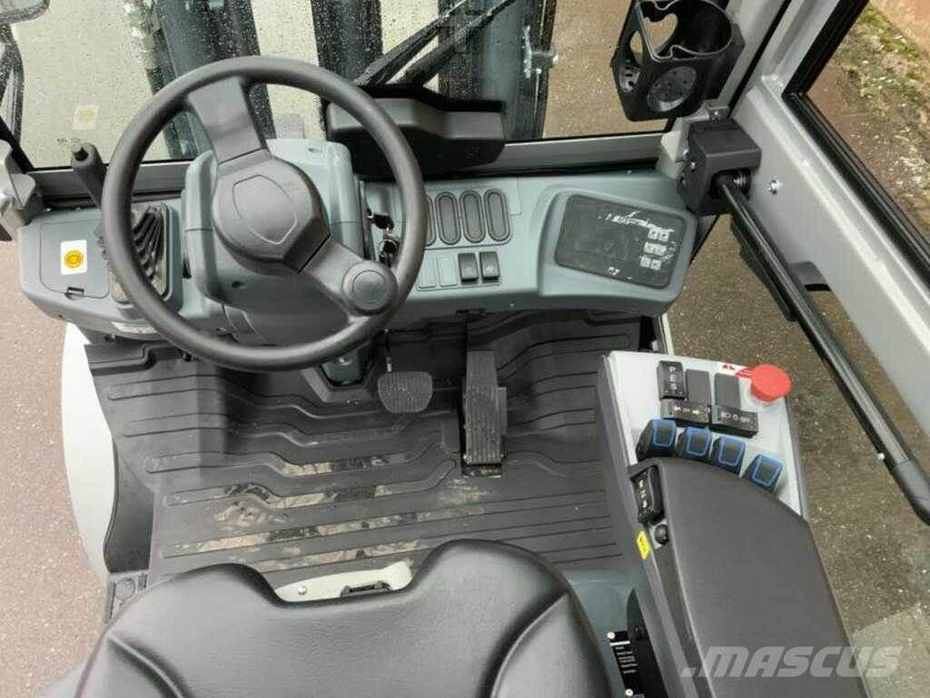Heli CPD 35 电动叉车