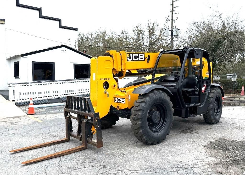 JCB 506-36 伸缩臂叉装车|叉装车