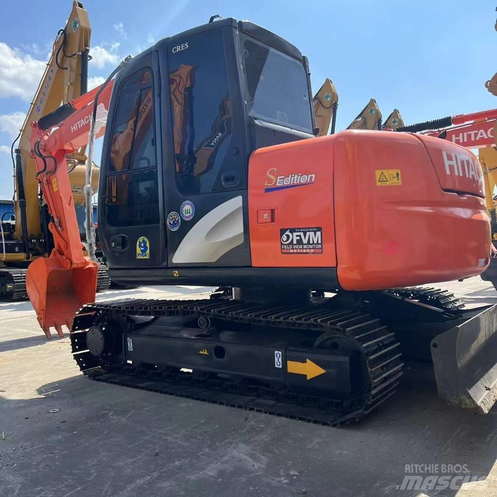 Hitachi ZX 70-5 中型挖掘机