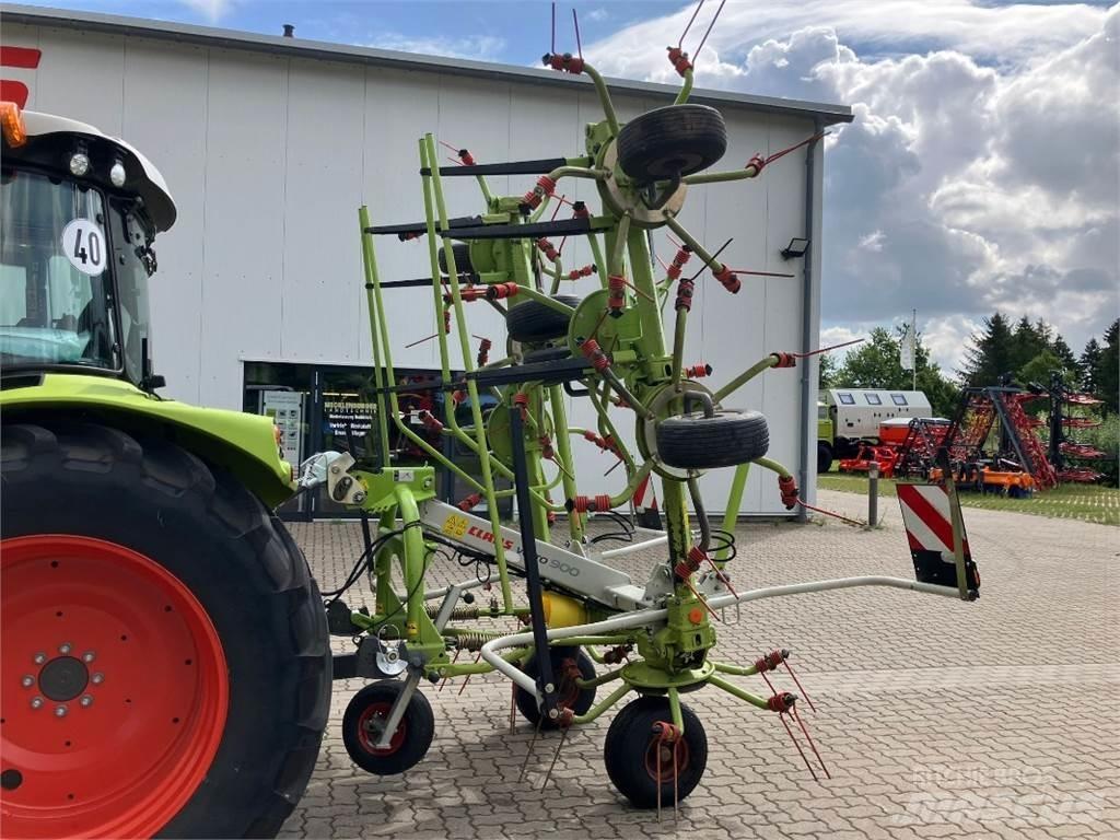 CLAAS Volto 900 犁耙和摊草机
