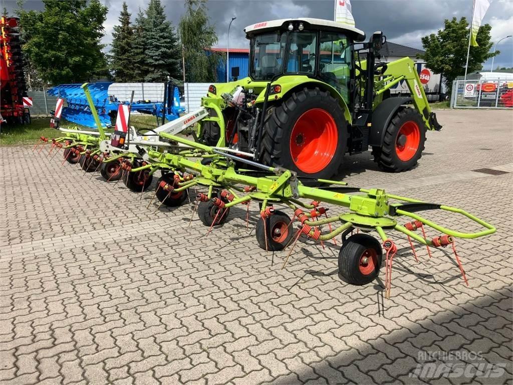 CLAAS Volto 900 犁耙和摊草机