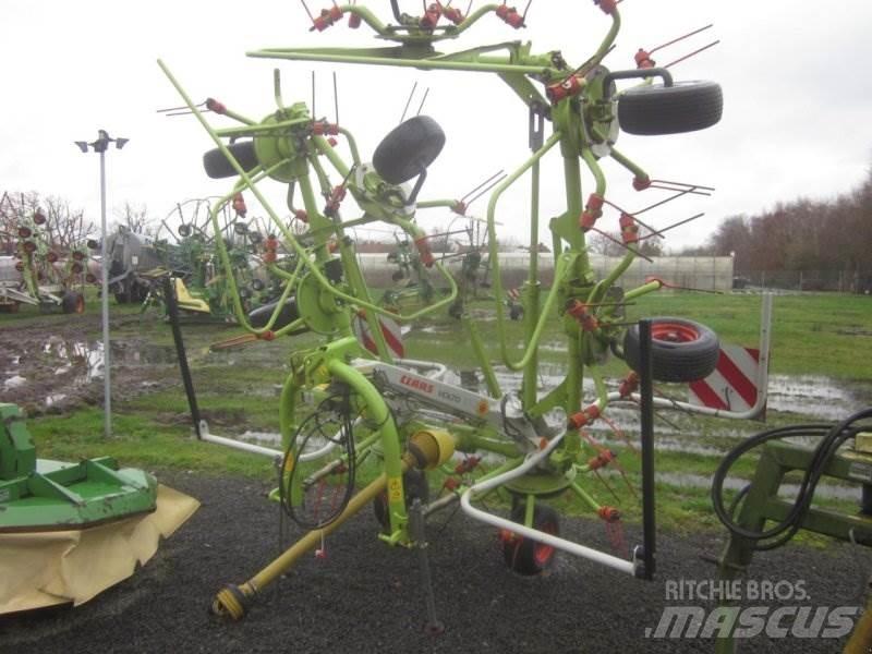 CLAAS VOLTO 80 犁耙和摊草机