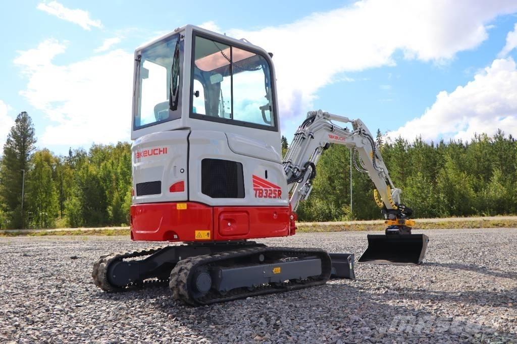 Takeuchi TB325R 小型挖掘机