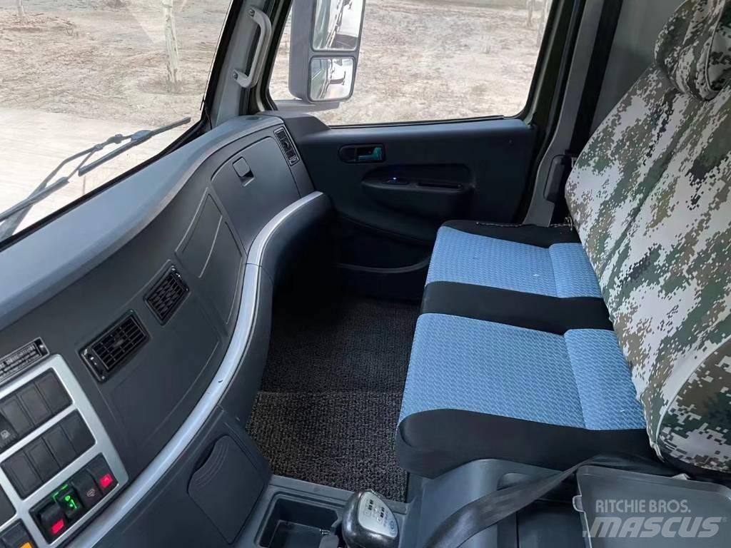 XCMG QY 25 J 架式起重机
