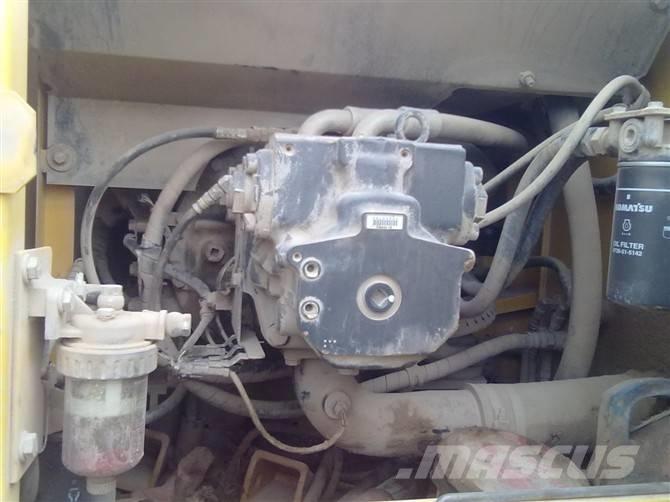 Komatsu pc220-7 履带挖掘机