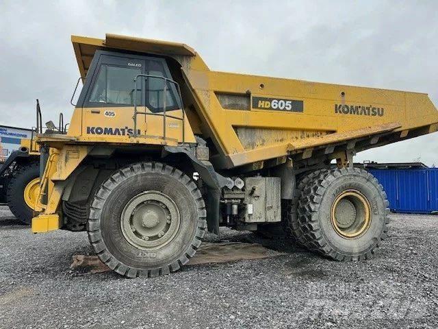 Komatsu HD 605-7EO 刚性自卸车