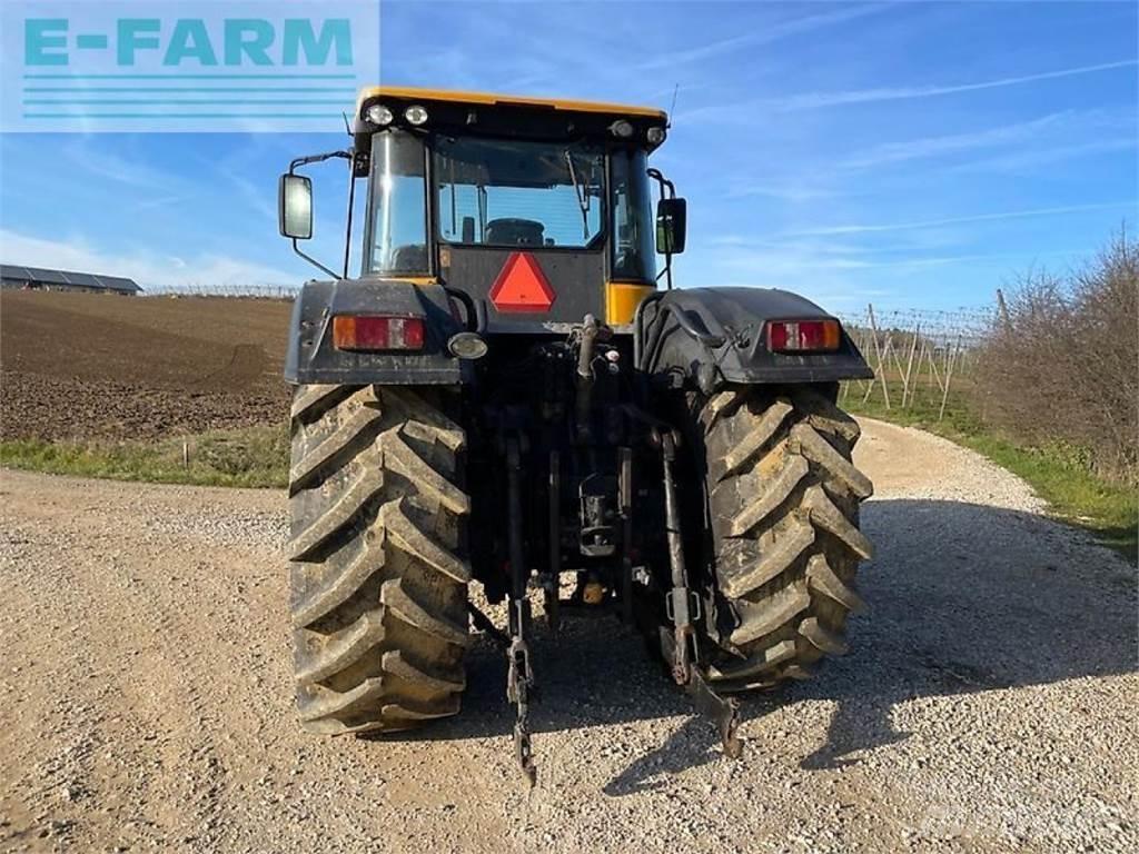 JCB fastrac 8250 拖拉机/农用车