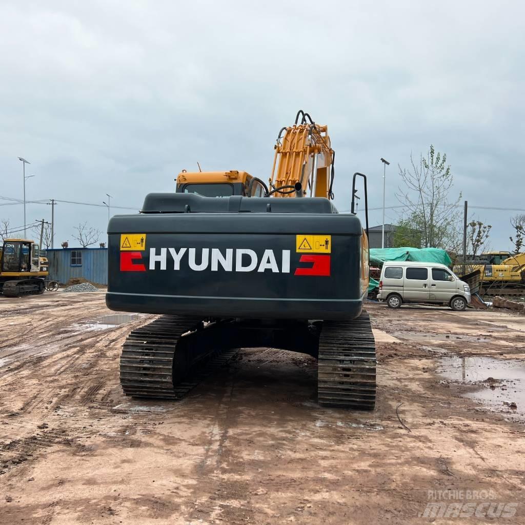 Hyundai R220LC-9 履带挖掘机