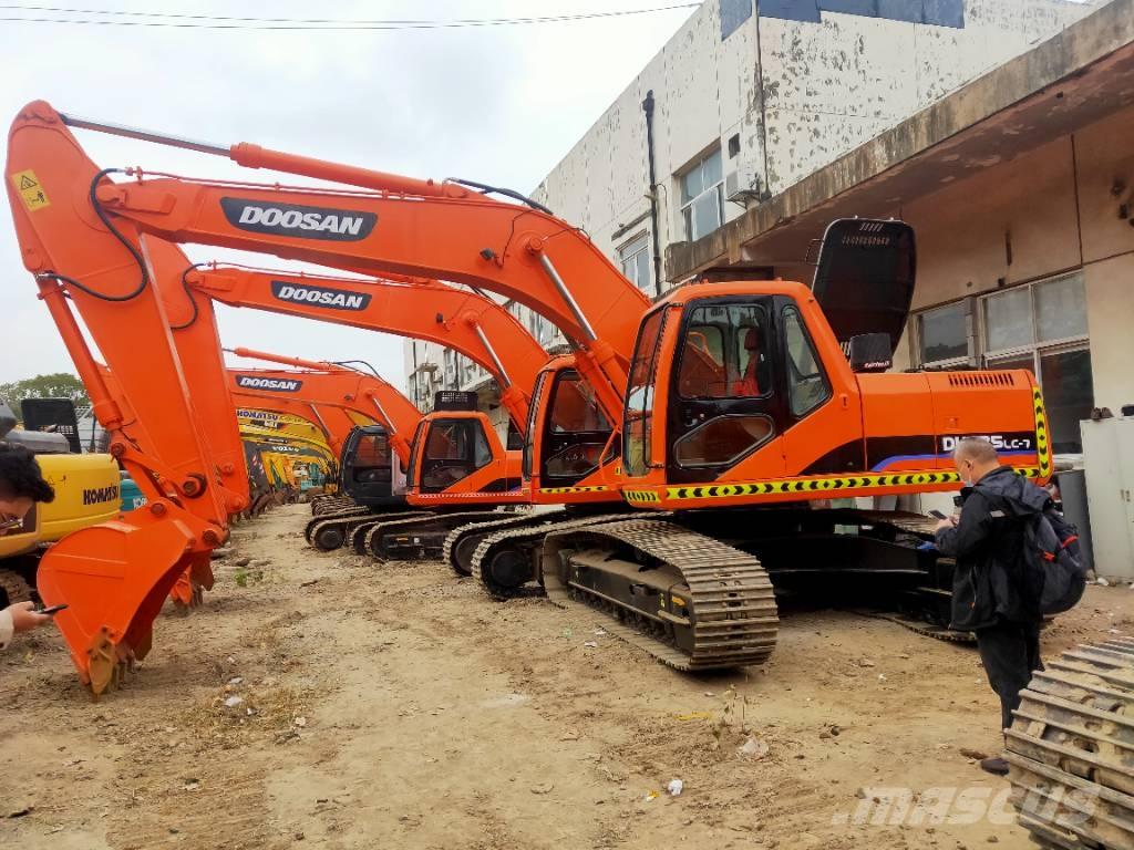 Doosan DH225LC-7 履带挖掘机