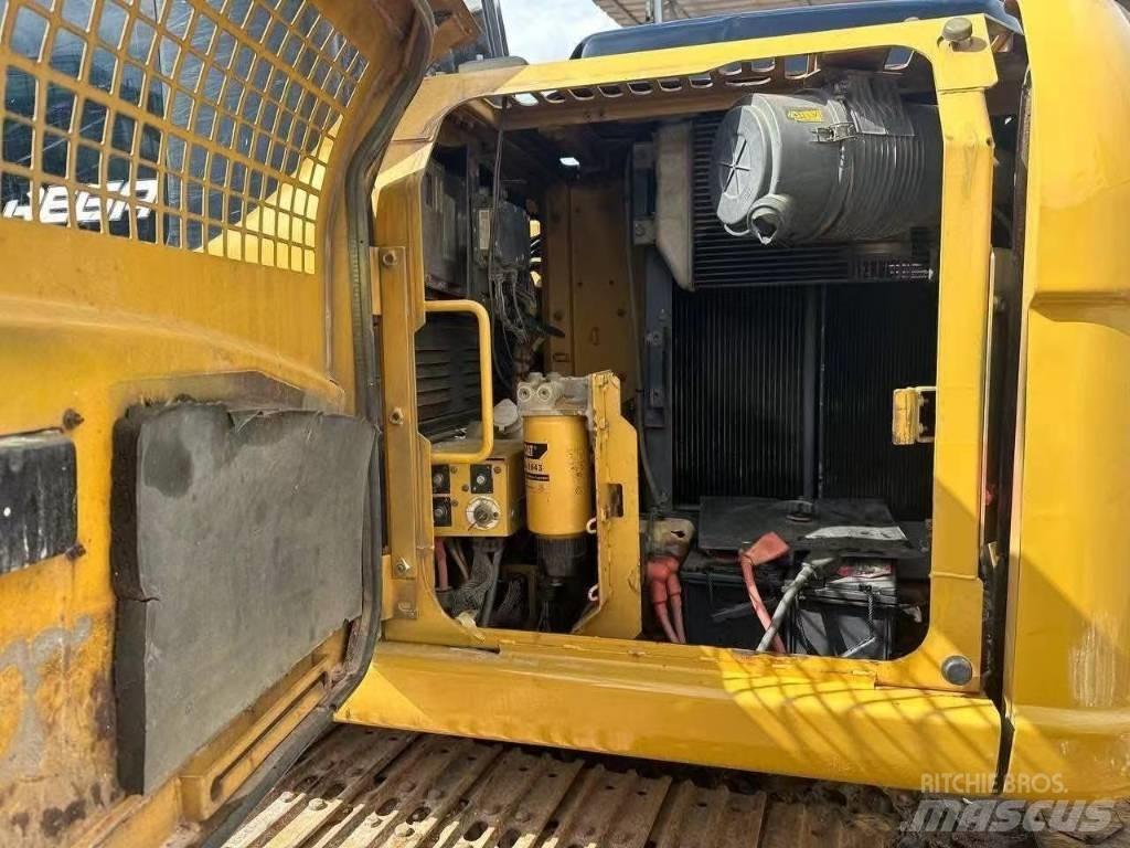 CAT 312 D 履带挖掘机