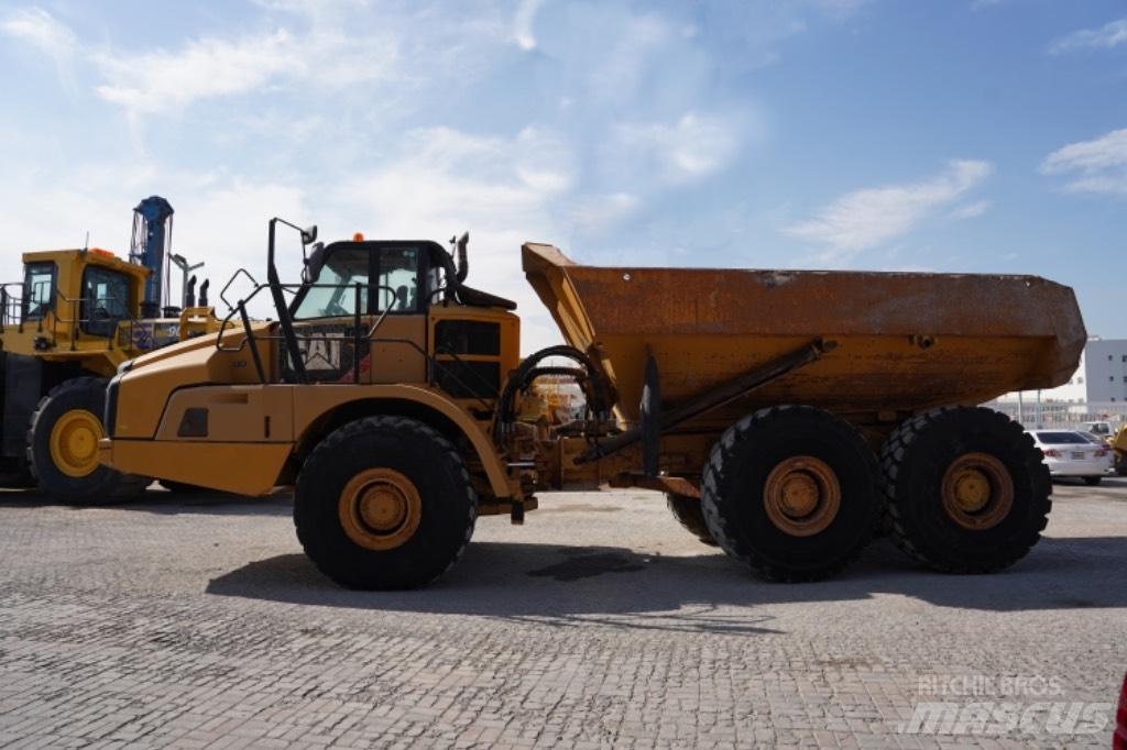 CAT 740 B 铰接式自卸车