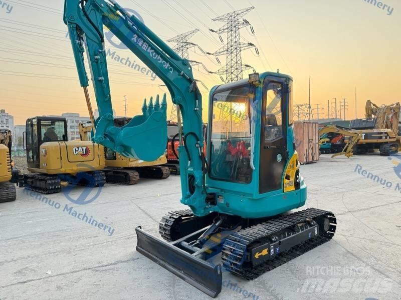 Kubota U 25 小型挖掘机