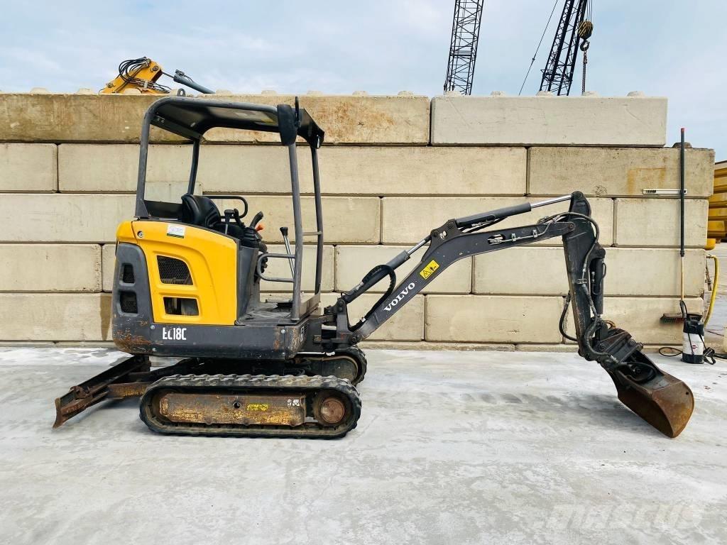 Volvo EC 18 C 小型挖掘机