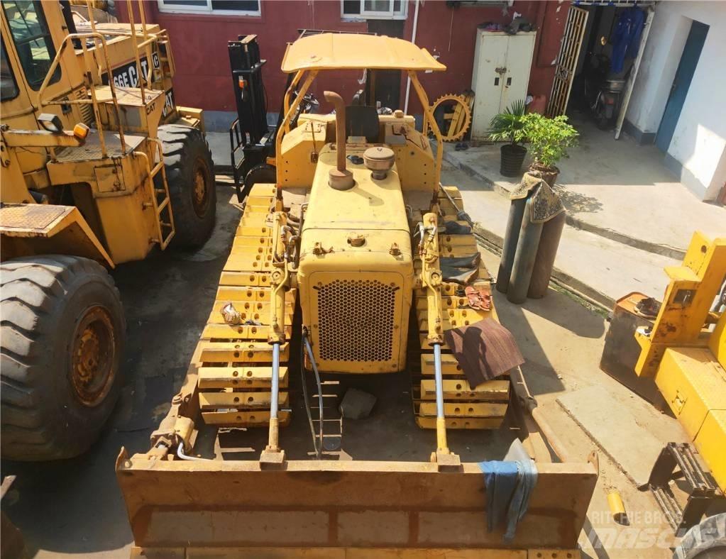 CAT D 4 E 履带式推土机