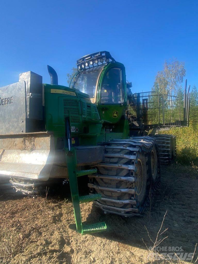 John Deere 1910G 集运机