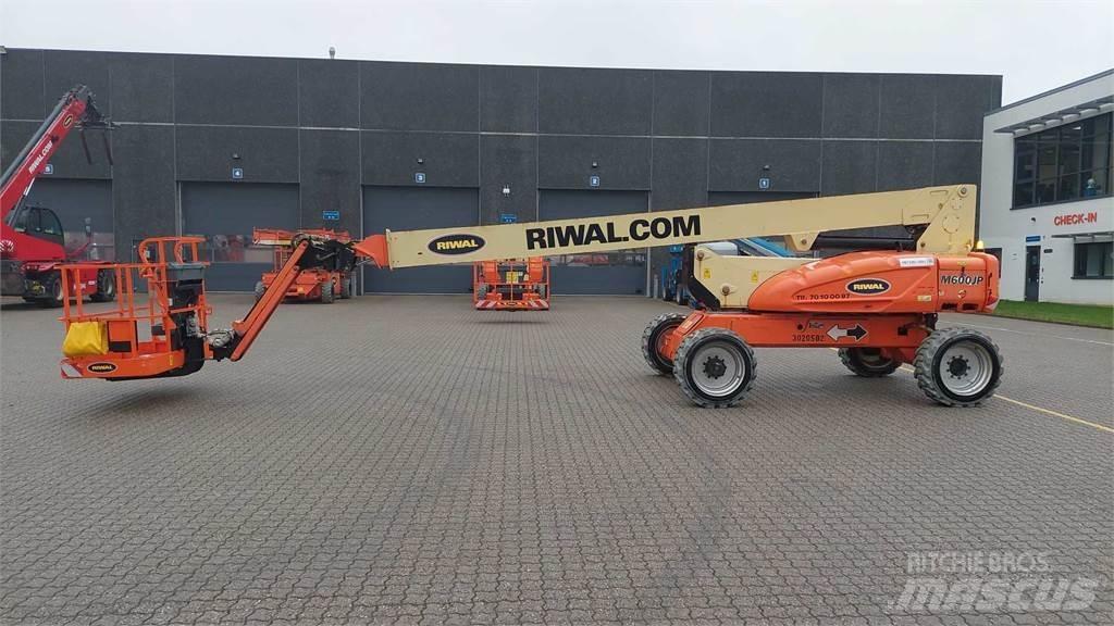 JLG M600JP 直臂高空工作平台