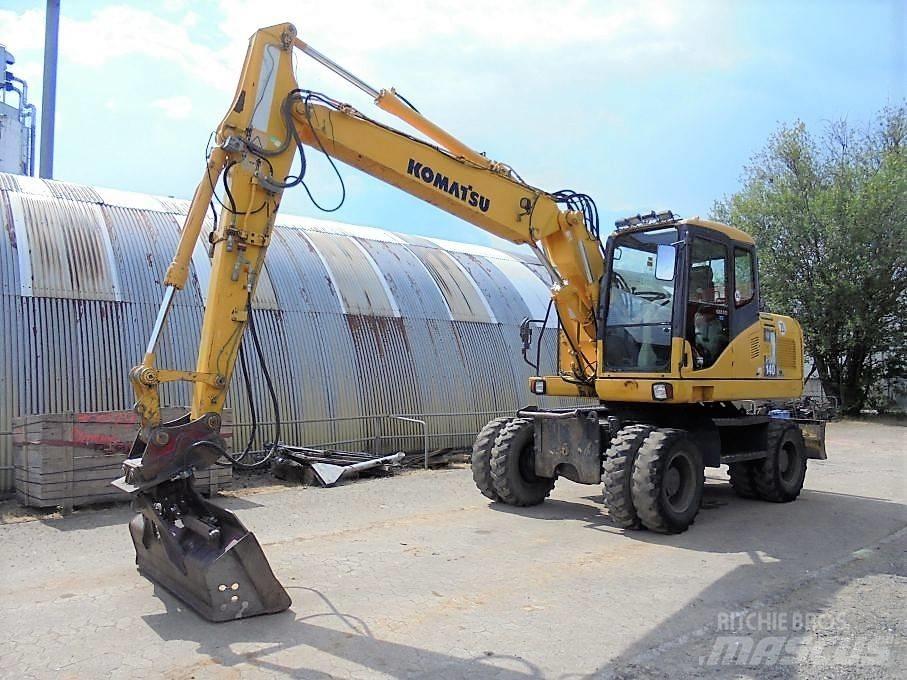 Komatsu PW 140-7 轮式挖掘机