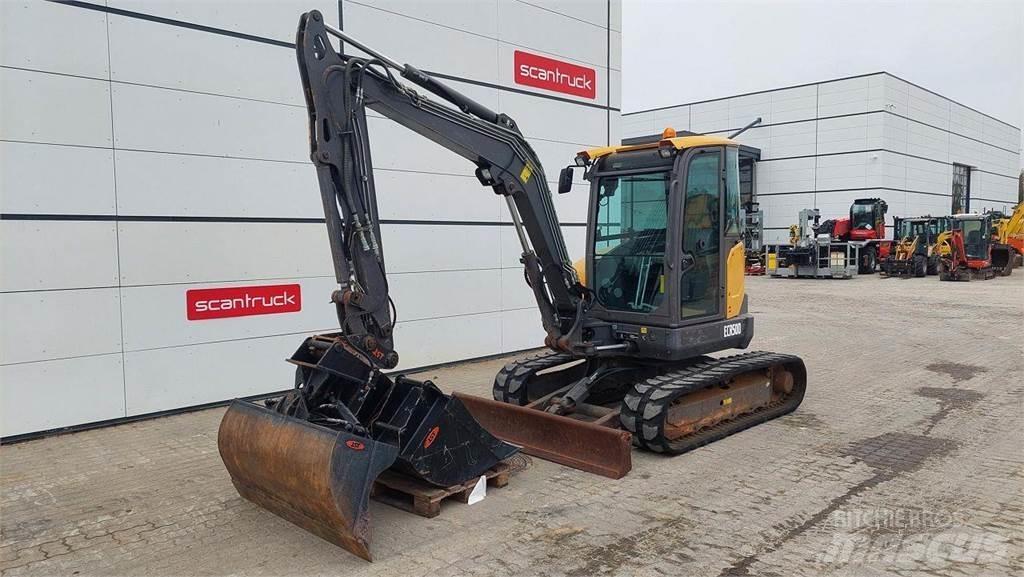 Volvo ECR50D 轮式挖掘机