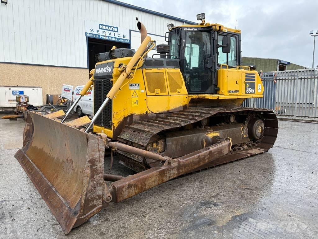 Komatsu D65PX-18 履带式推土机