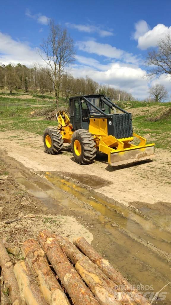 John Deere 640 粉碎机