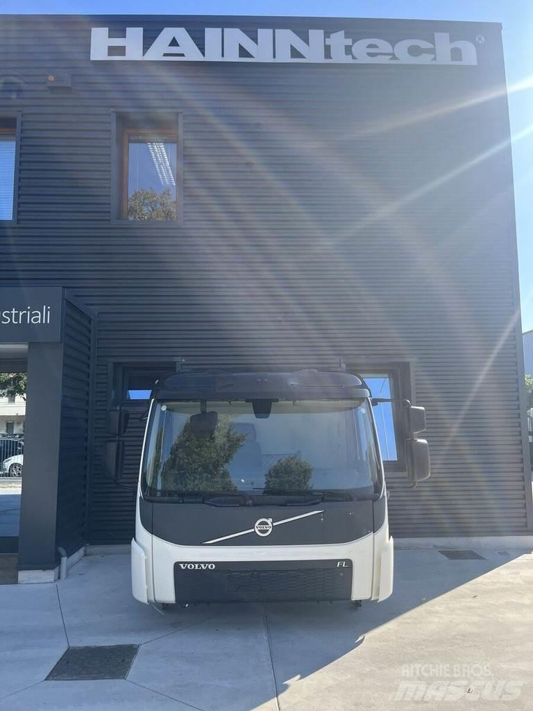 Volvo Day Cab 驾驶室与内部