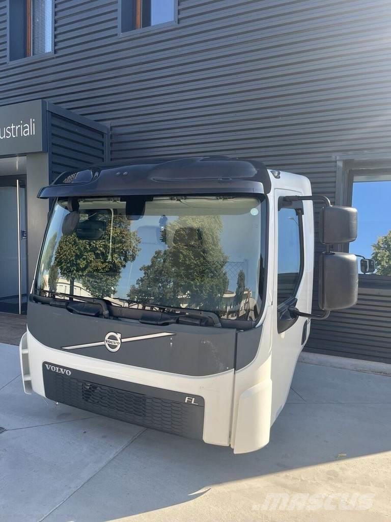 Volvo FL 驾驶室与内部