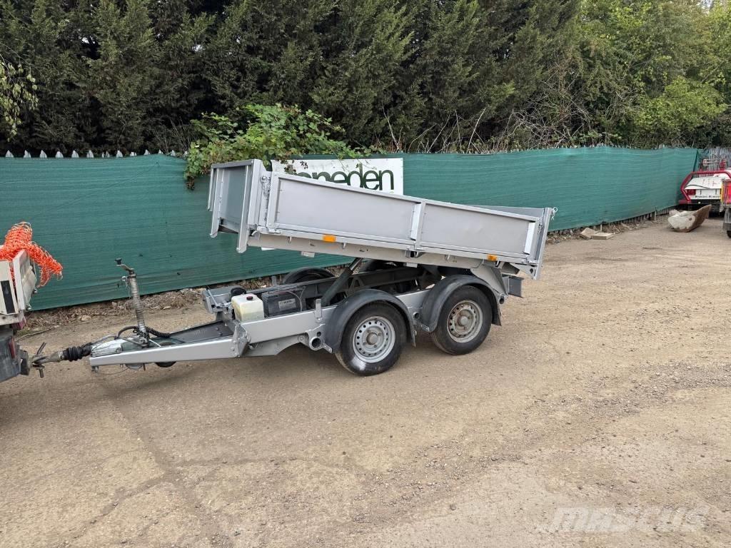 Ifor Williams 8 x 5 自卸拖车