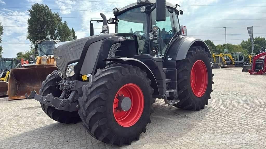 Fendt 828 Vario 0 拖拉机/农用车