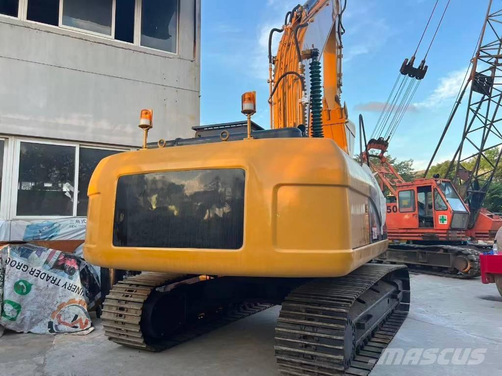 CAT 320 D 履带挖掘机