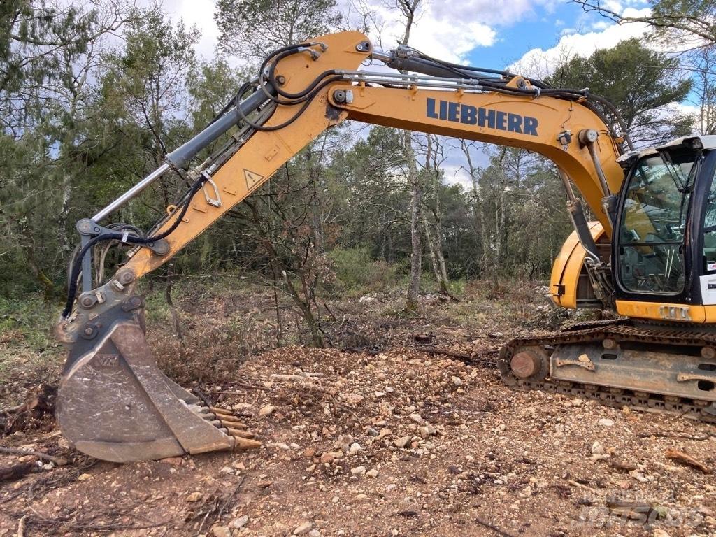 Liebherr 914 compact 履带挖掘机