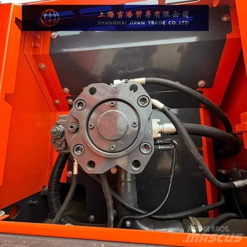 Doosan DX 225 履带挖掘机