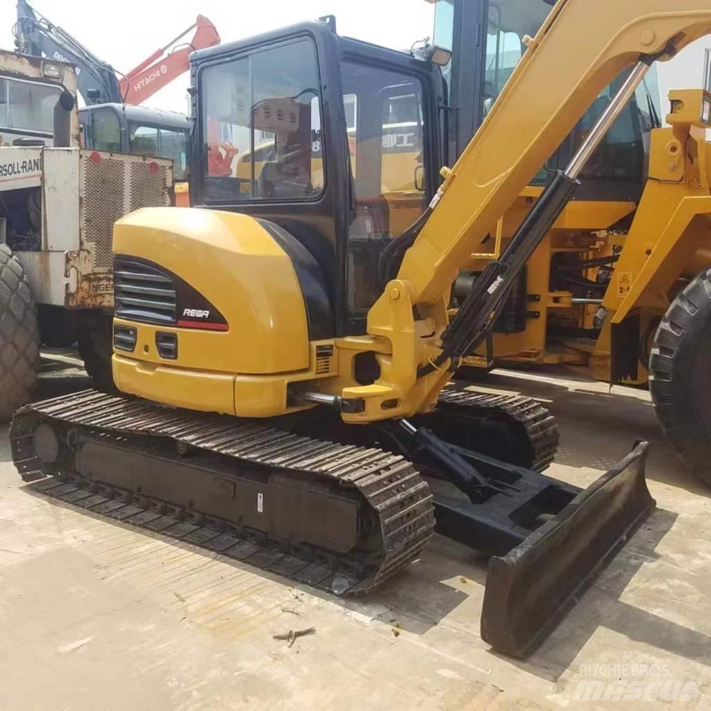 CAT 304 C CR 小型挖掘机