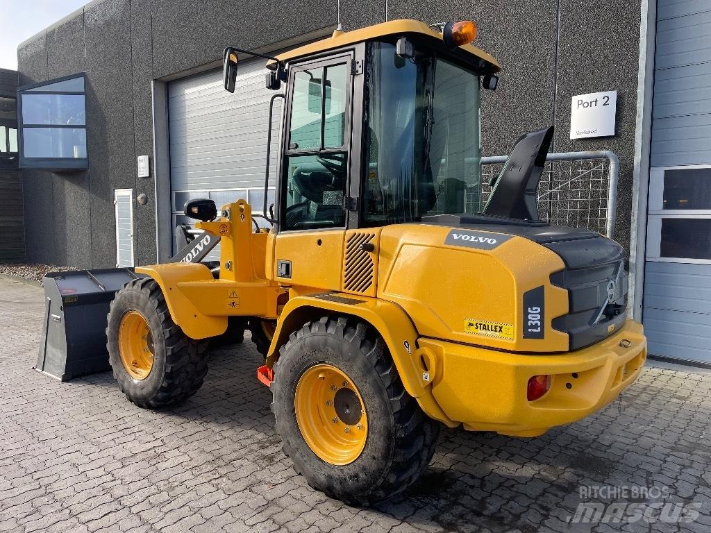Volvo L30GS 小型装载机