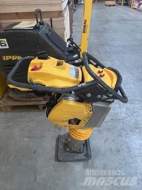 Bomag BT65 平板夯