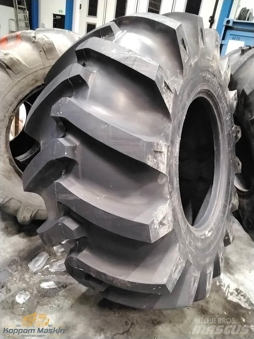 Nokian Trs 30,5-32 轮胎、车轮和轮圈