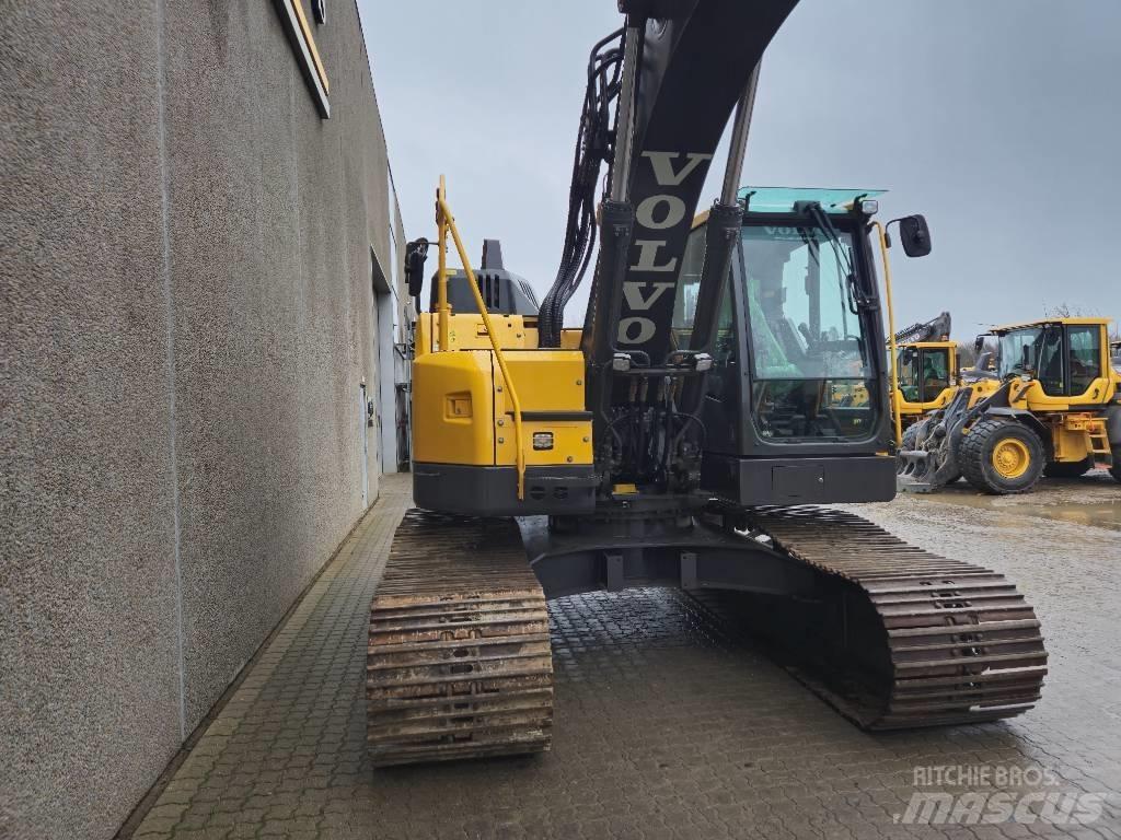 Volvo ECR 235 EL 履带挖掘机
