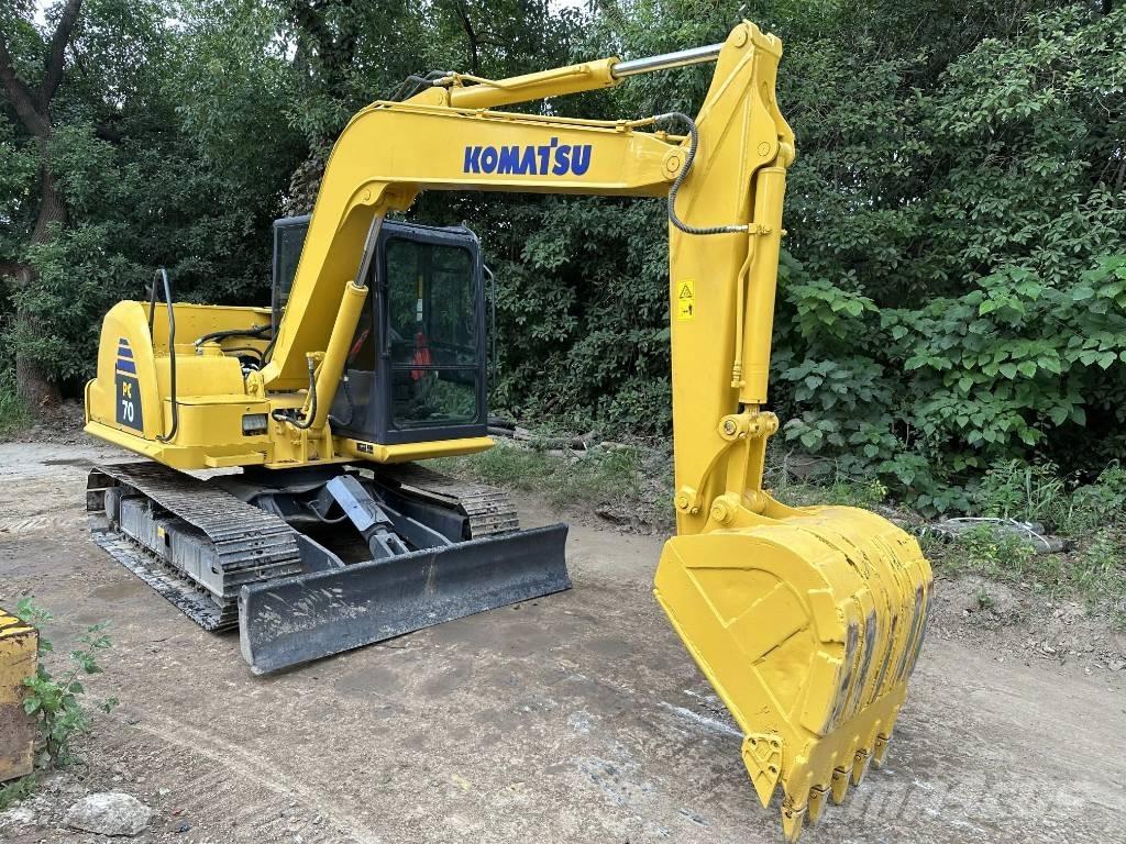 Komatsu PC70-8 中型挖掘机