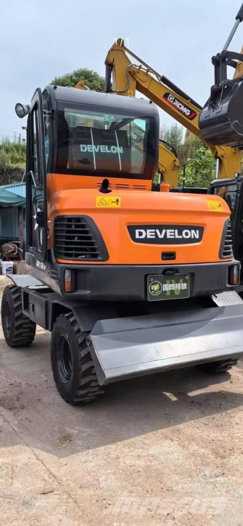 Develon DX60W ECO 轮式挖掘机