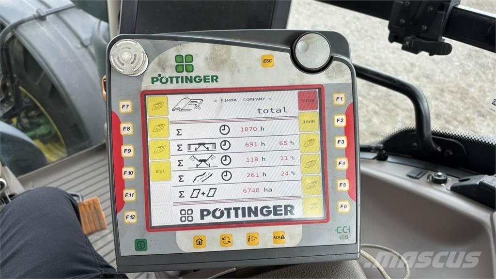 Pöttinger Top 1252 收割机