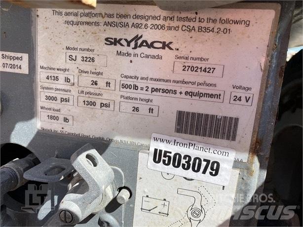 SkyJack SJ III 3226 剪叉式升降机