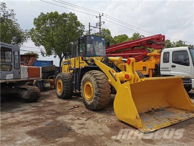 Komatsu WA380 轮式装载机