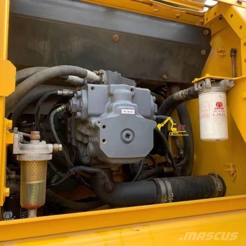 Komatsu P 270 履带挖掘机