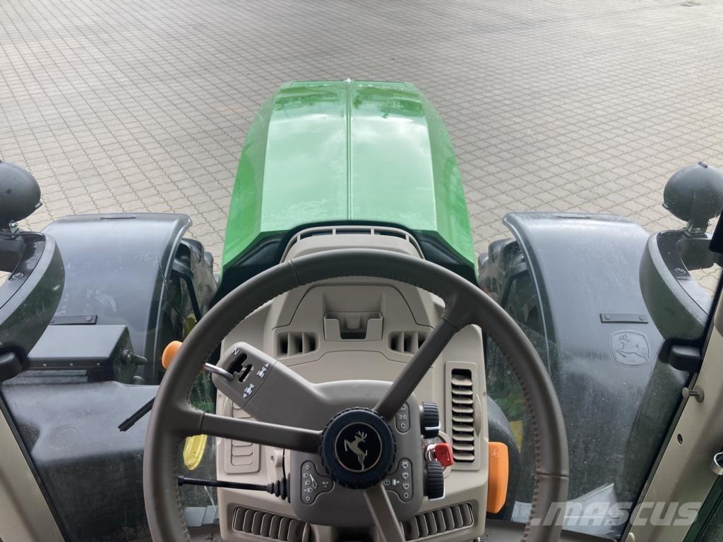 John Deere 6M240 拖拉机/农用车
