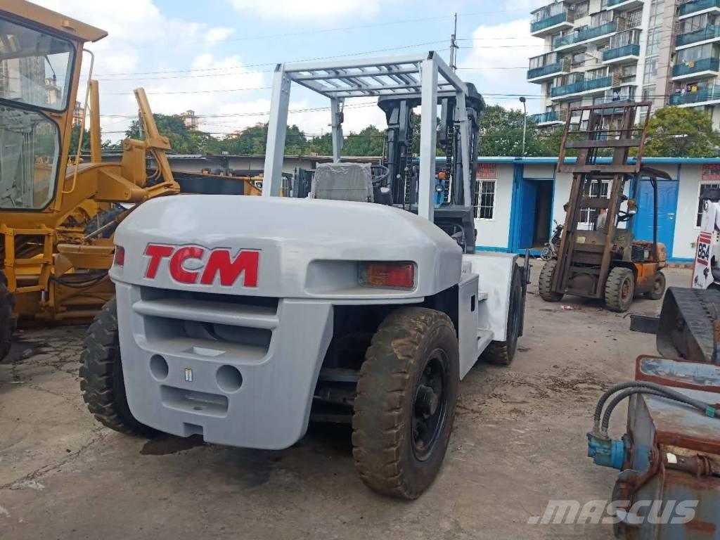 TCM FD 100 柴油叉车