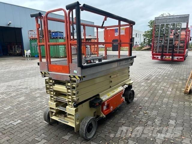 JLG 3246 ES 剪叉式升降机