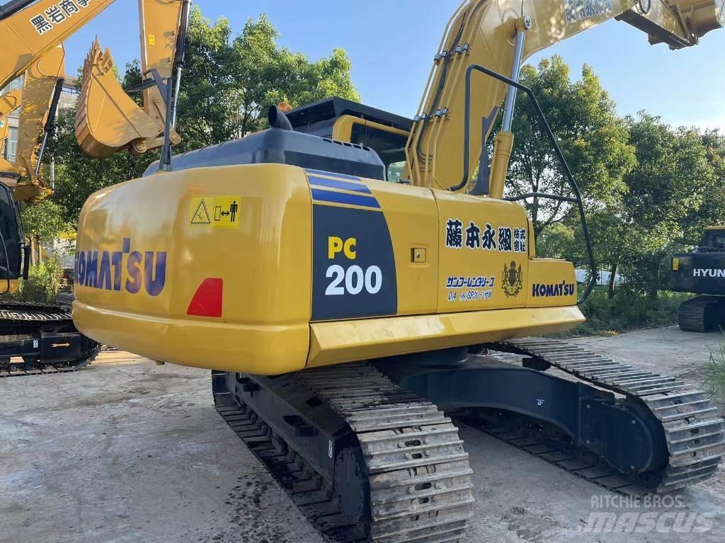 Komatsu PC 200-8 履带挖掘机
