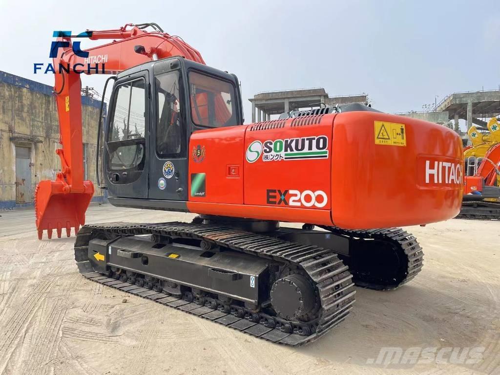Hitachi EX 200 履带挖掘机