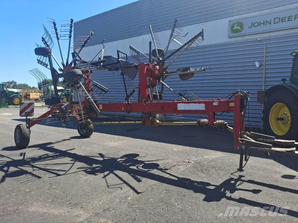 Fella TS 1402 料堆整形机
